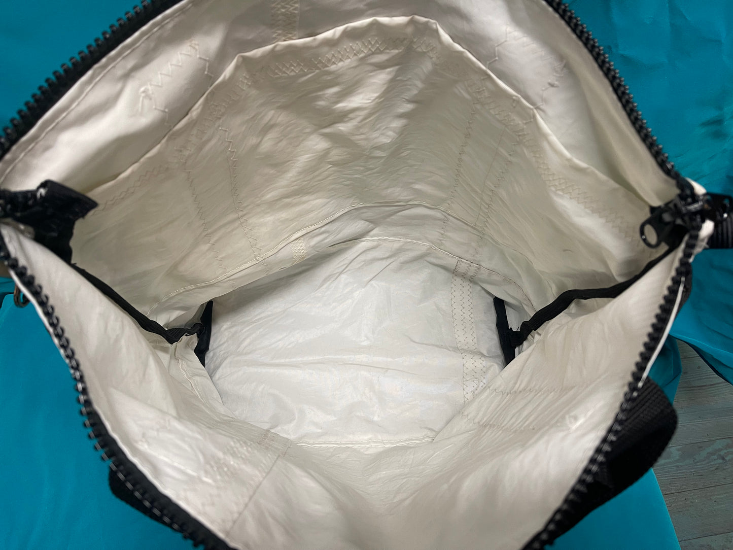 8 Ball recycled sail bag
